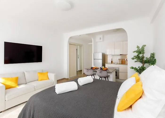 Heavnstay Apartman *